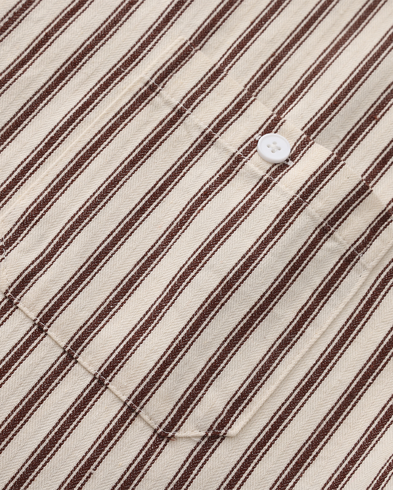 Chemise élégante à rayures pour homme