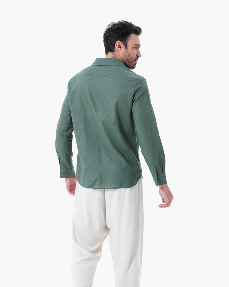 Chemise en lin légère et décontractée